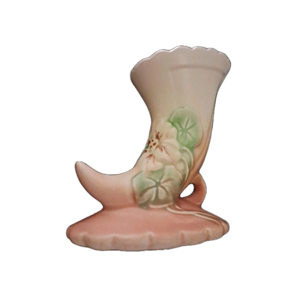 Vintage EUC Weller Wild Rose Cornucopia Vase. 6”, Peach, Pink